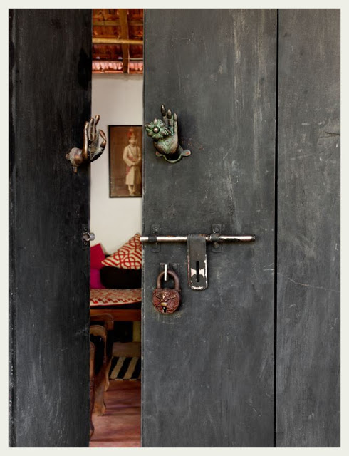 JadeJagger' s home in India door detail